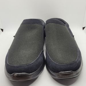 Skechers slip ons - size 12